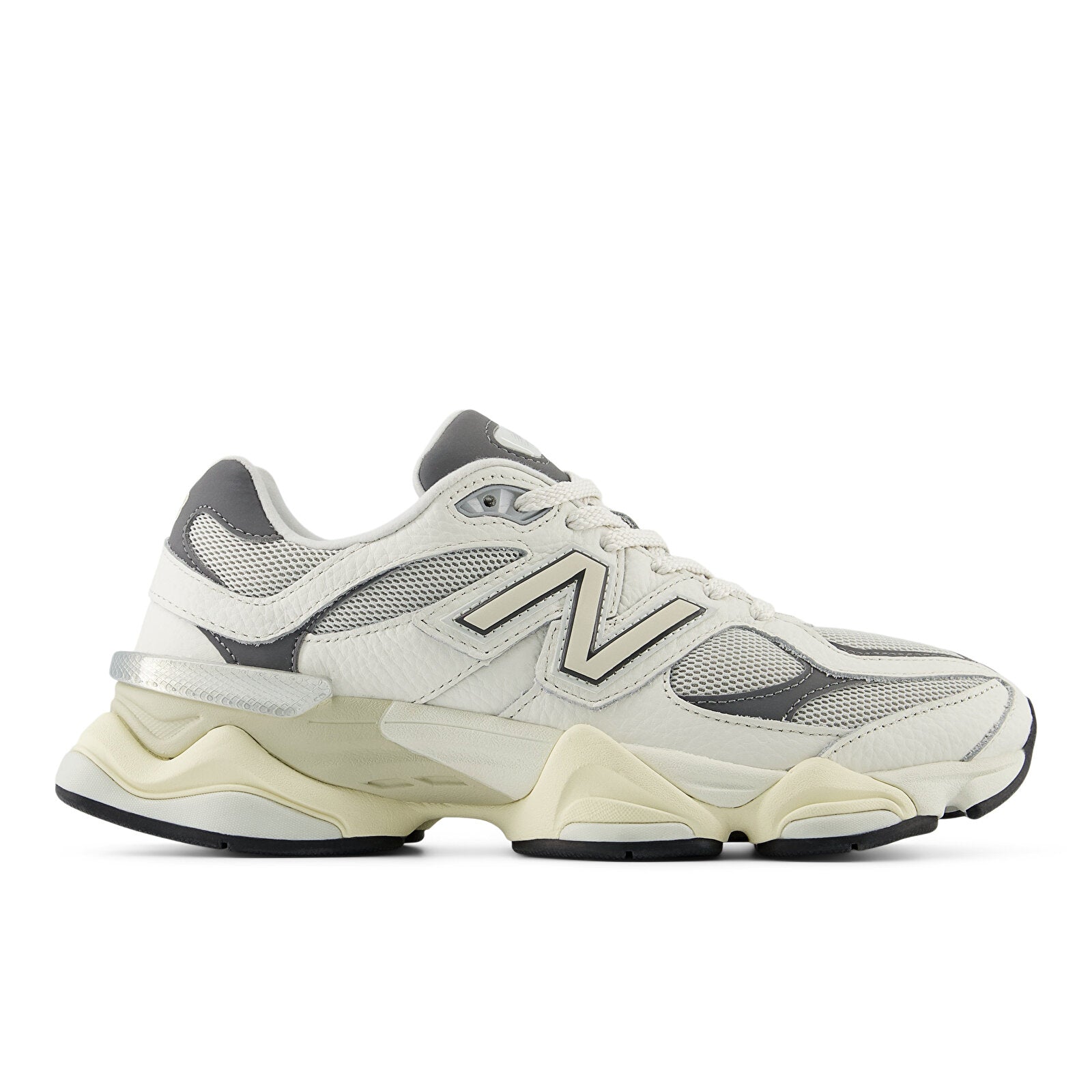 9060 Beyaz Sneaker
