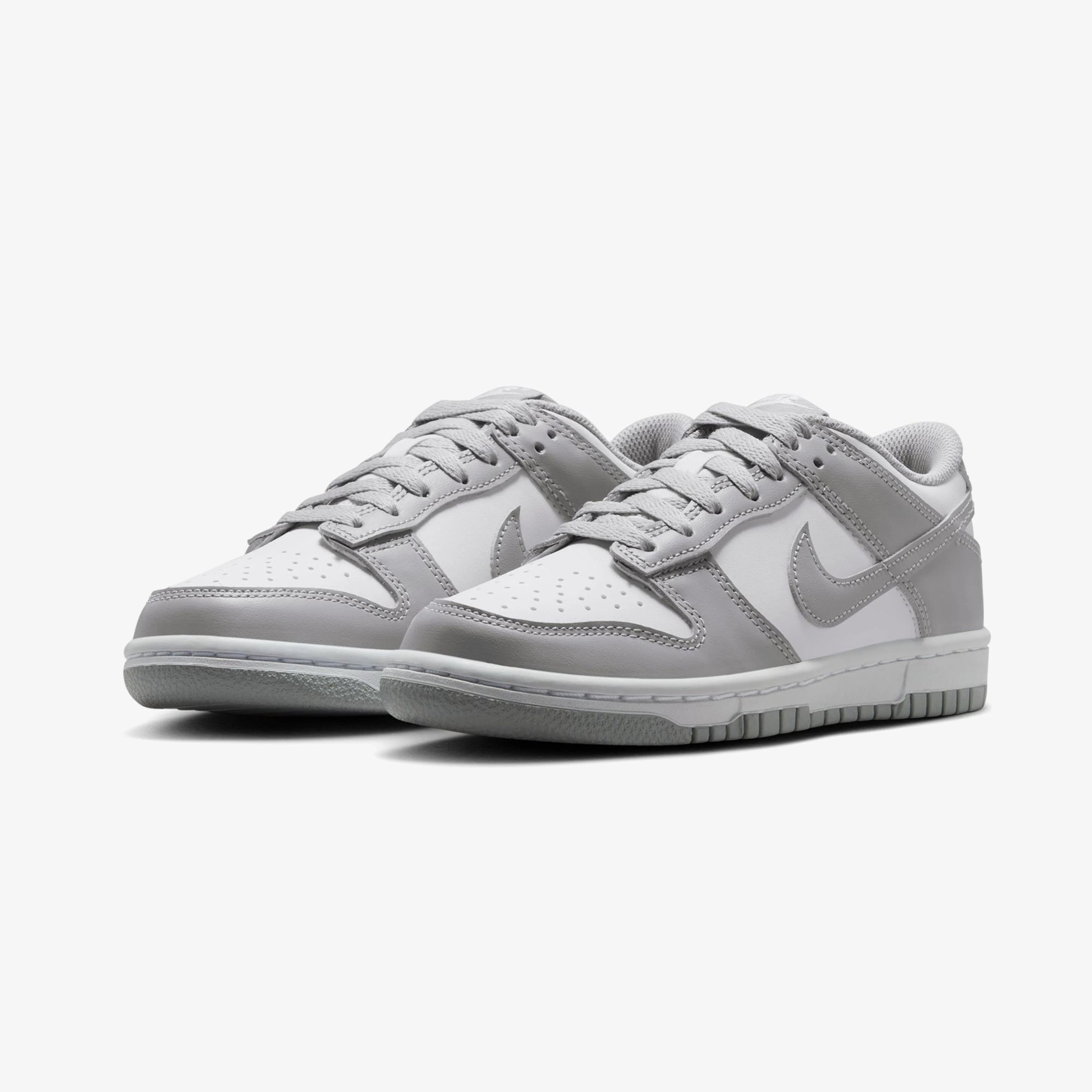 Dunk Low Gri Spor Ayakkabı