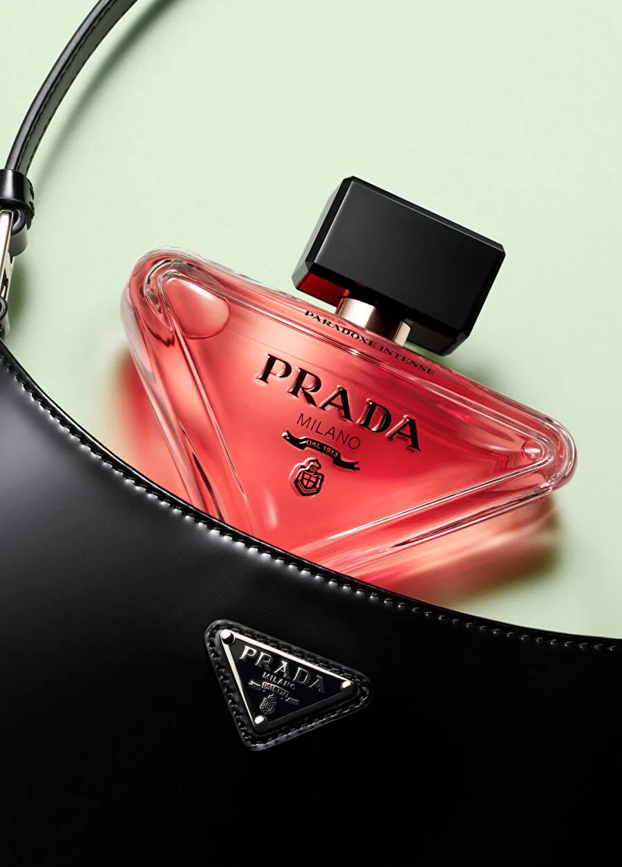 Paradoxe EDP Intense 90 ML Kadın
Parfüm